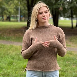 Alpaca sweater Knitted Alpaca-Silk pullover Wool soft Alpaca sweater Gift Alpaca women sweater Hand made sweater Luxury alpaca-silk sweater